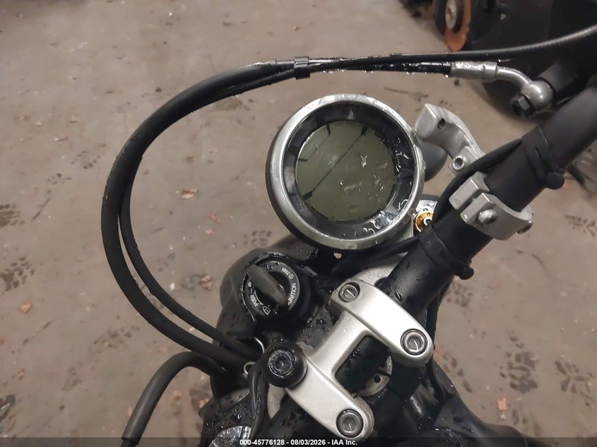 2016 DUCATI SCRAMBLER auction photo 7