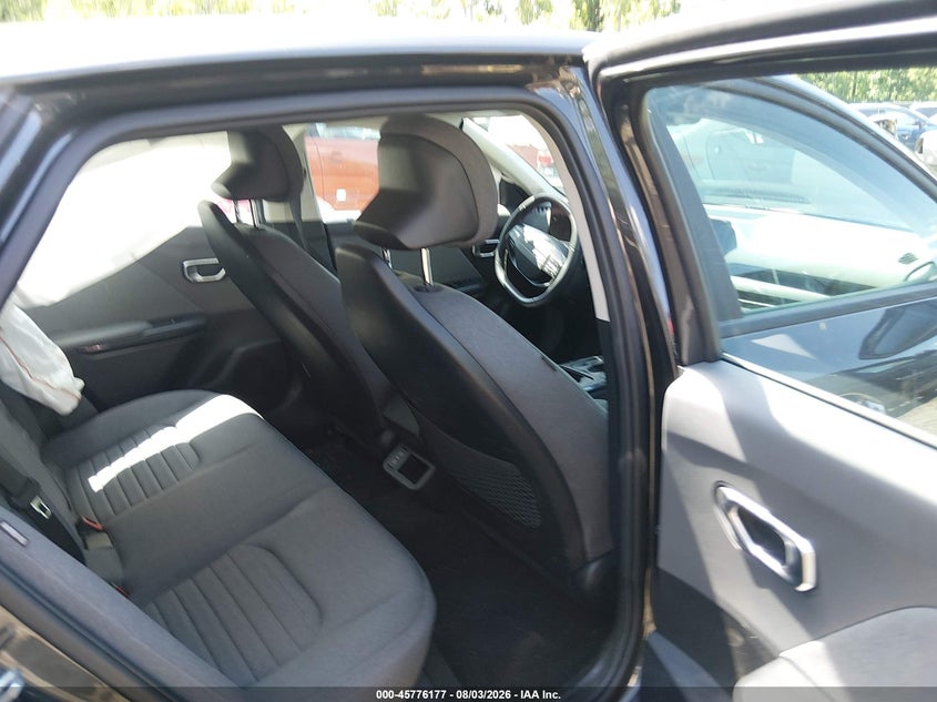 2025 KIA K4 auction photo 8