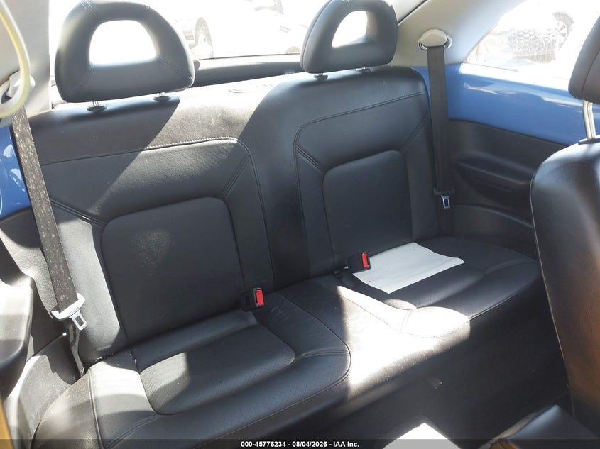 2001 VOLKSWAGEN NEW BEETLE auction photo 8