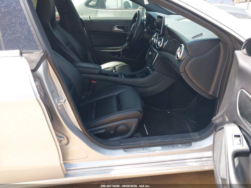 2016 MERCEDES-BENZ CLA 250 auction photo 5