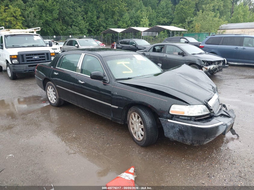 2009 Lincoln Town Car Signature Limited