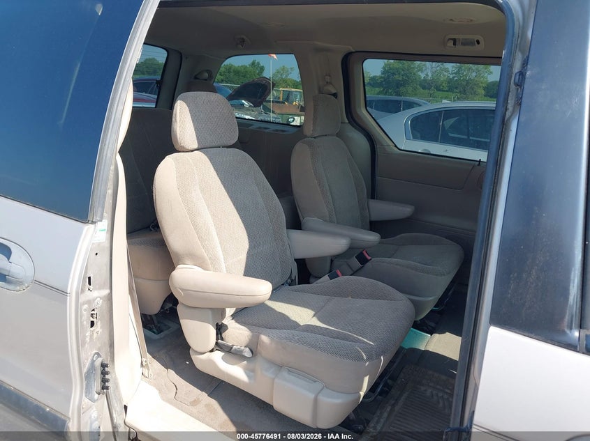 2002 FORD WINDSTAR auction photo 8