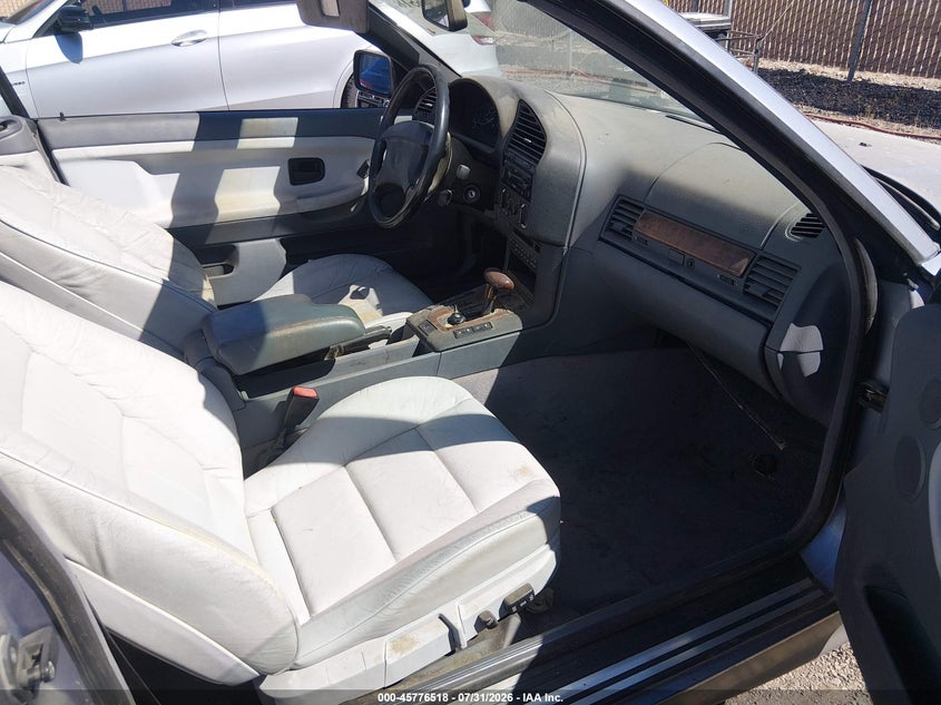 1995 BMW 325 auction photo 5