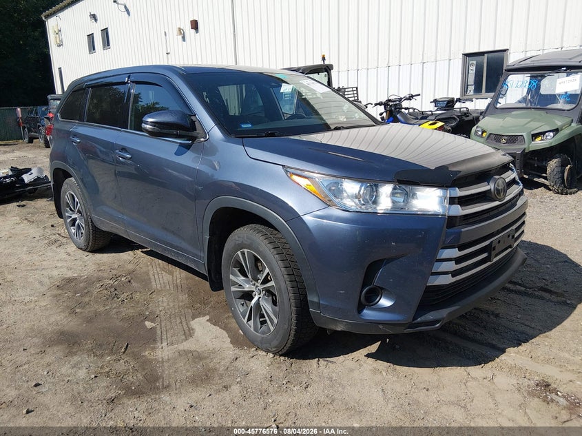 2018 TOYOTA HIGHLANDER auction photo 1