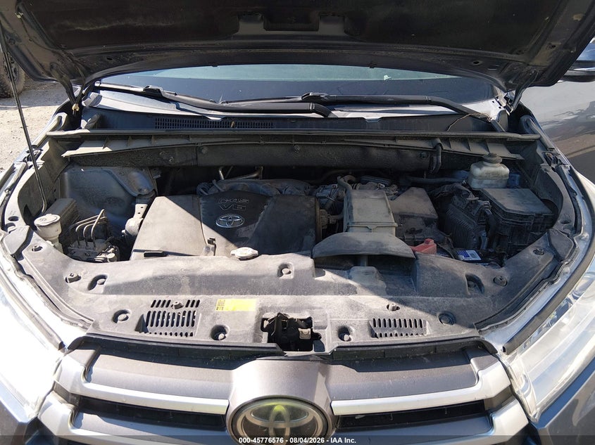 TOYOTA HIGHLANDER - zdjęcie 10
