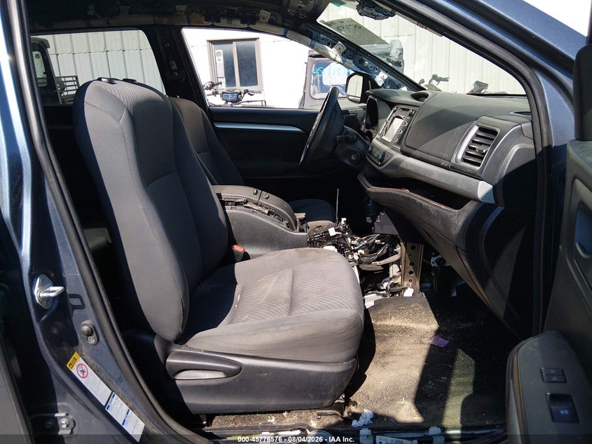 2018 TOYOTA HIGHLANDER auction photo 5