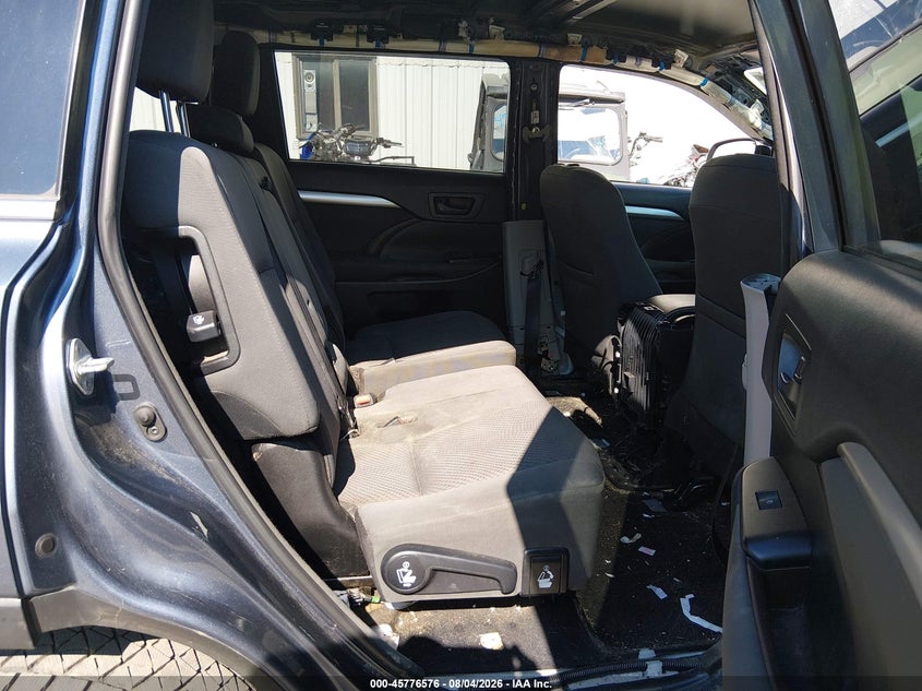 2018 TOYOTA HIGHLANDER auction photo 8