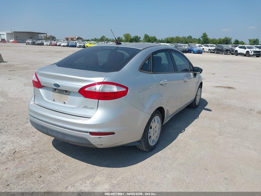 2014 FORD FIESTA auction photo 4
