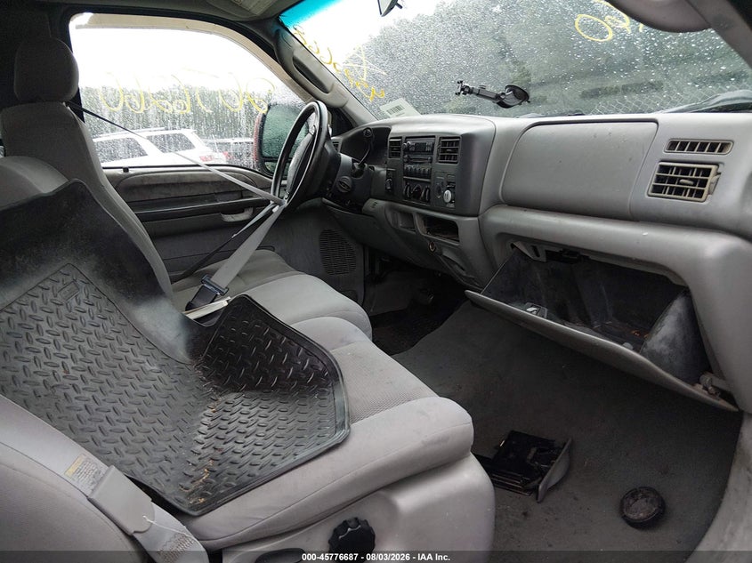 2004 FORD F-250 auction photo 5