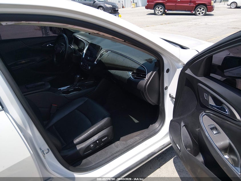 2017 CHEVROLET MALIBU auction photo 5