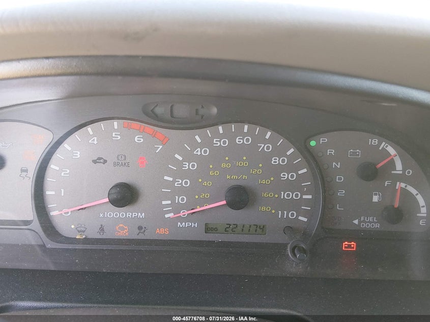 2003 TOYOTA SEQUOIA auction photo 7