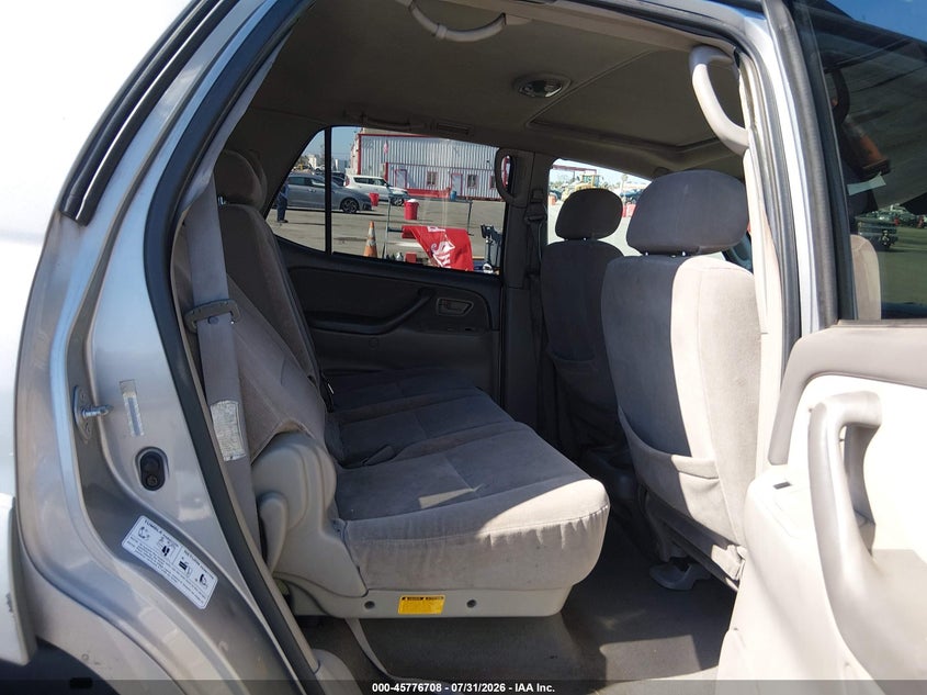 2003 TOYOTA SEQUOIA auction photo 8