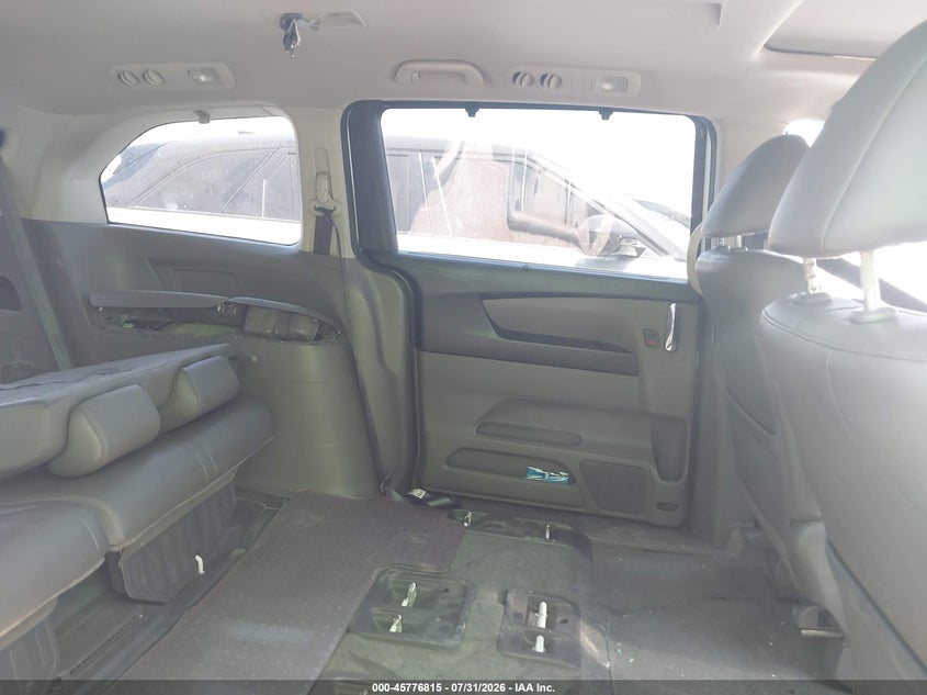2016 HONDA ODYSSEY auction photo 8