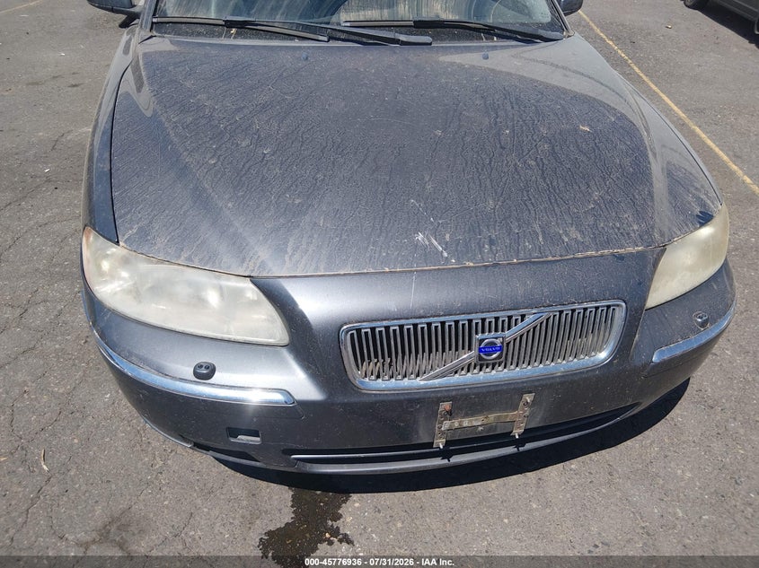 2005 VOLVO V70 auction photo 6