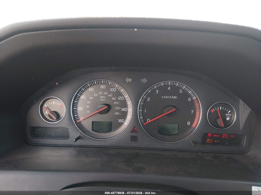 2005 VOLVO V70 auction photo 7