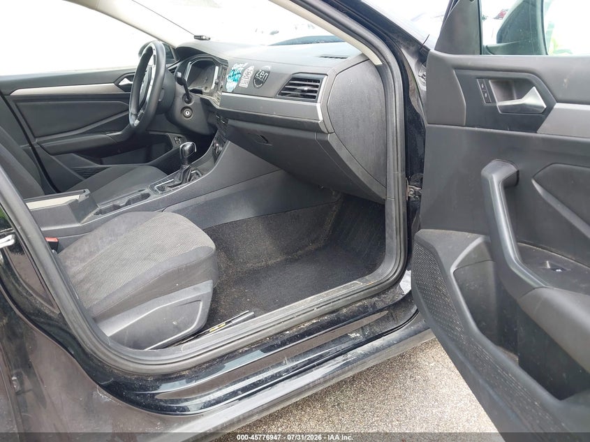 2020 VOLKSWAGEN JETTA auction photo 5