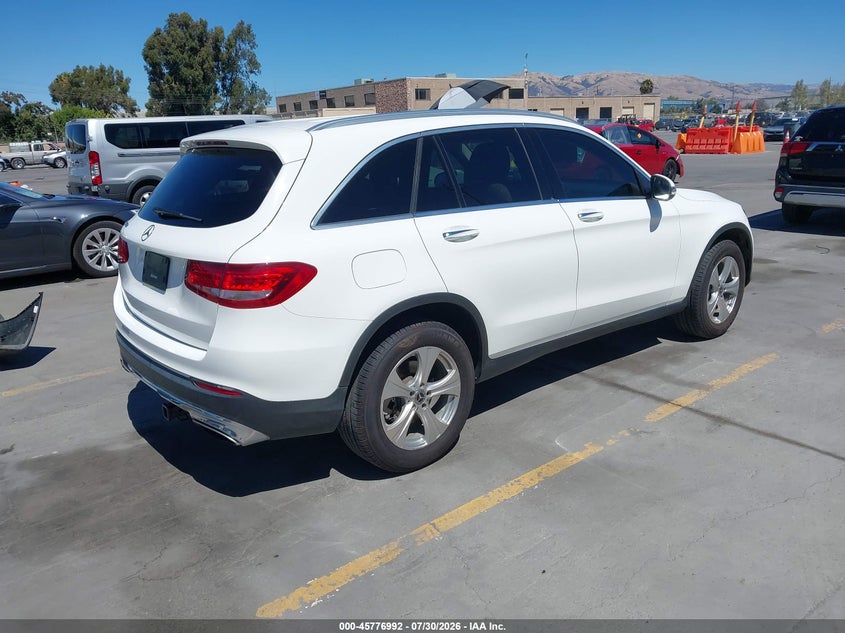 2017 MERCEDES-BENZ GLC 300 auction photo 4