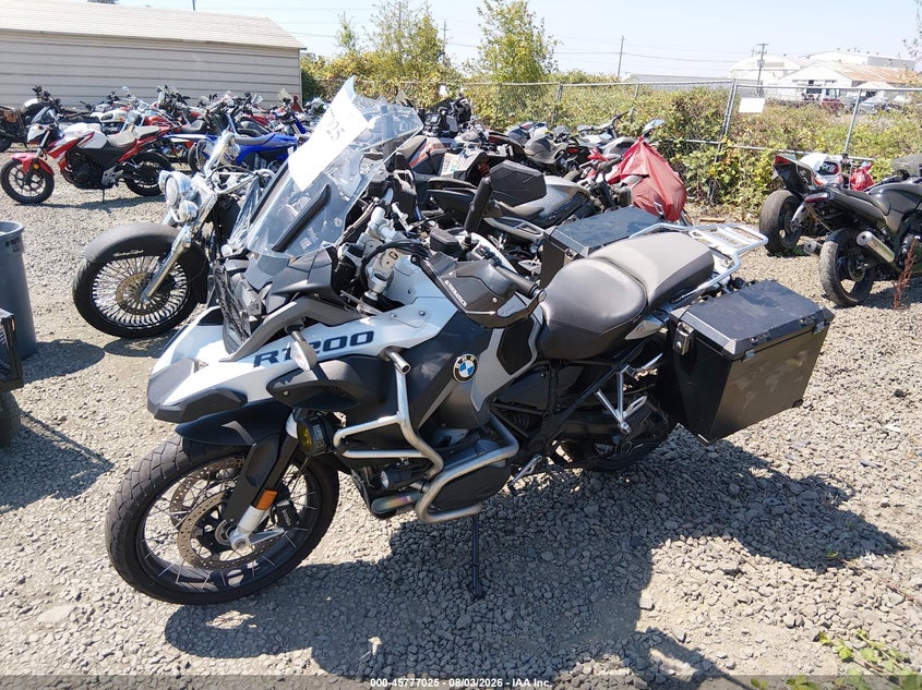 2017 BMW R1200 auction photo 2
