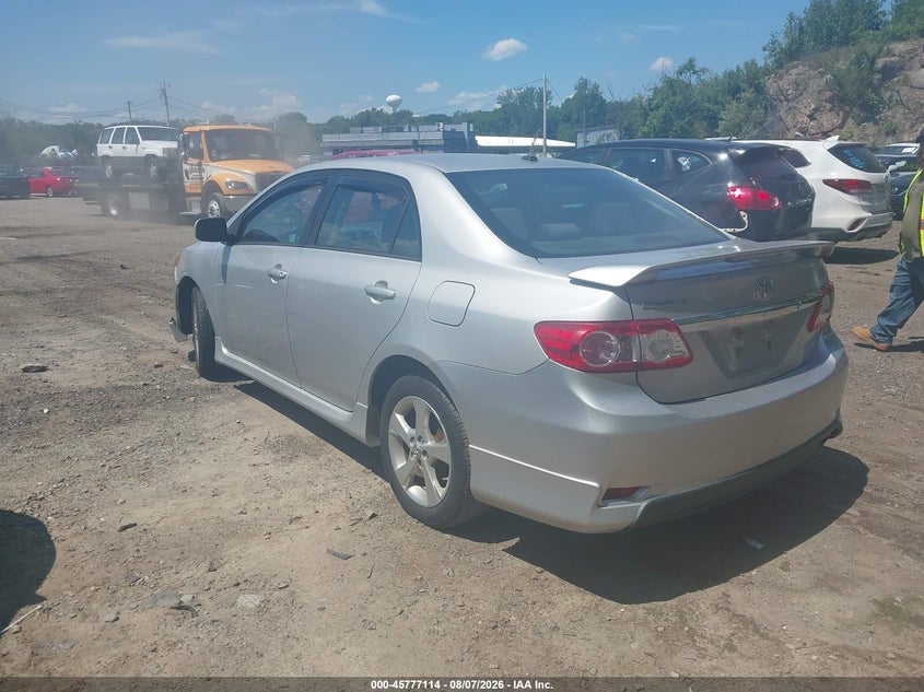 Vin: 2t1bu4ee8bc706974, lot: 46275894, toyota corolla s 20113