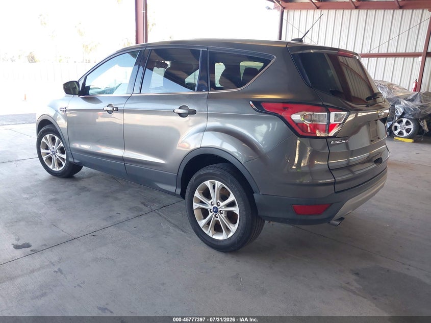 Vin: 1fmcu0gd4hub81775, lot: 46276177, ford escape se 20173