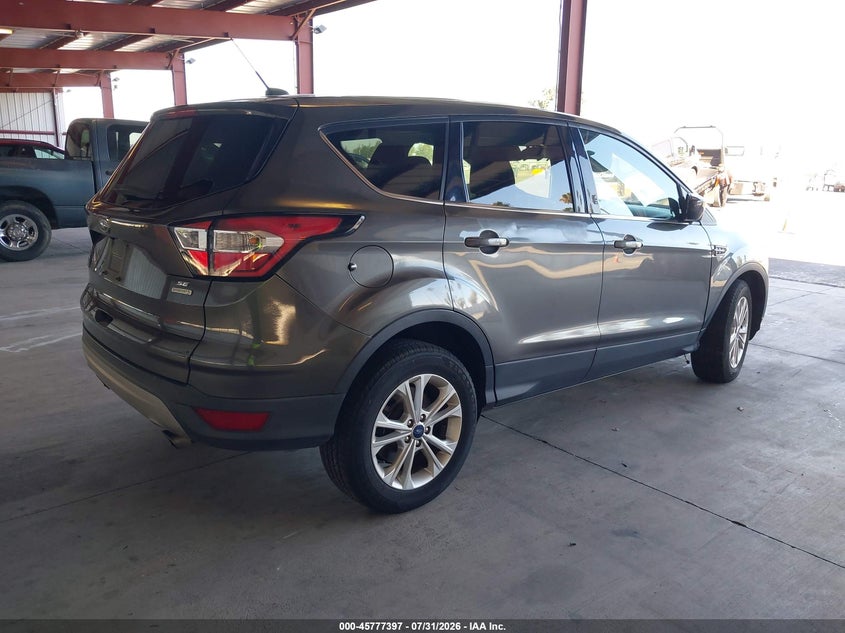 Vin: 1fmcu0gd4hub81775, lot: 46276177, ford escape se 20174