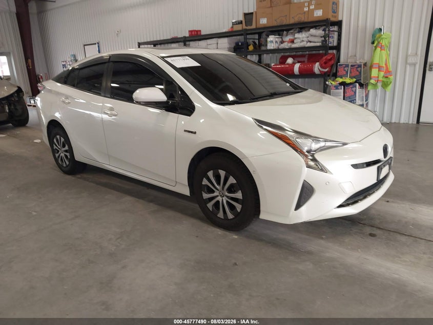 Vin: jtdkarfu1j3055738, lot: 46276270, toyota prius four 2018 img_1