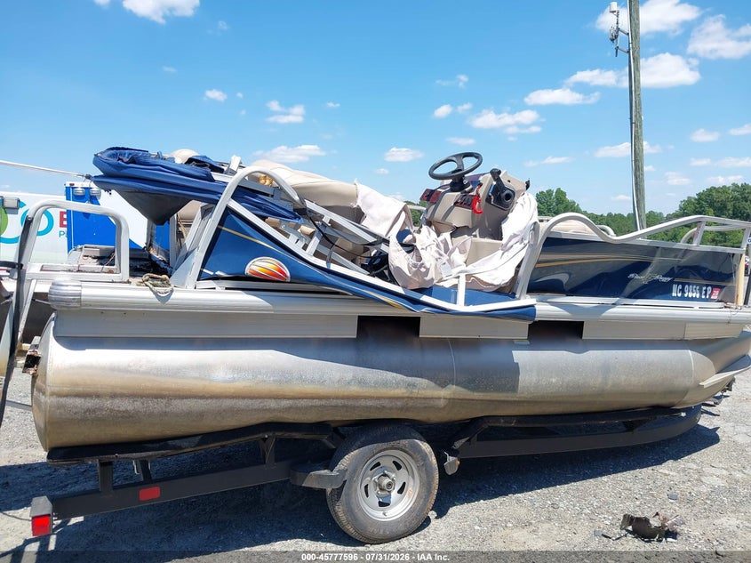 2021 TRACKER BASS BUGGY 16XL auction photo 6