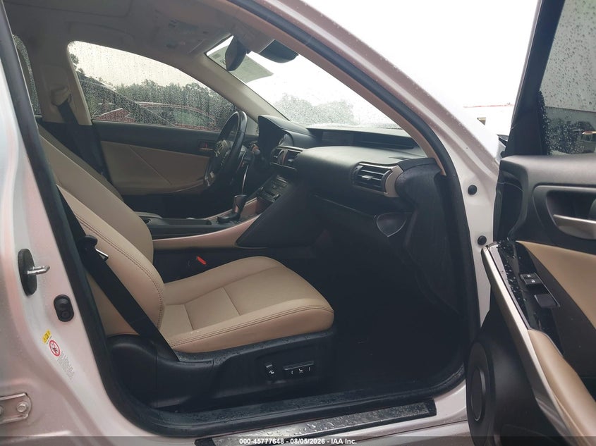LEXUS IS 300 - zdjęcie 5