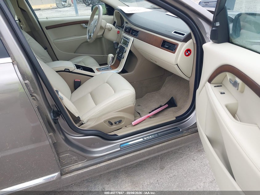 2010 VOLVO S80 auction photo 5