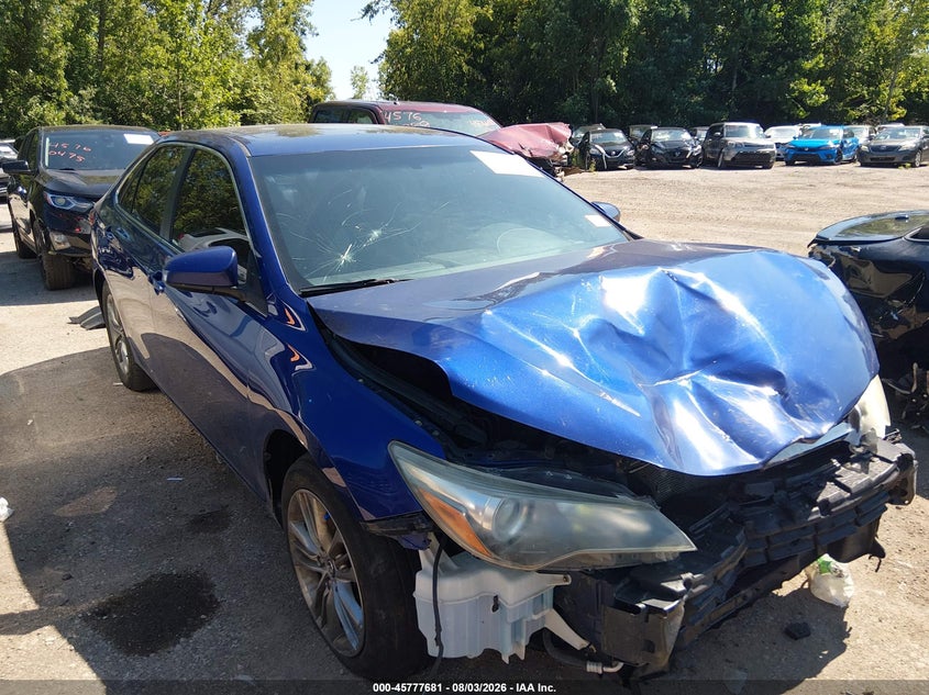 TOYOTA CAMRY - zdjęcie 1