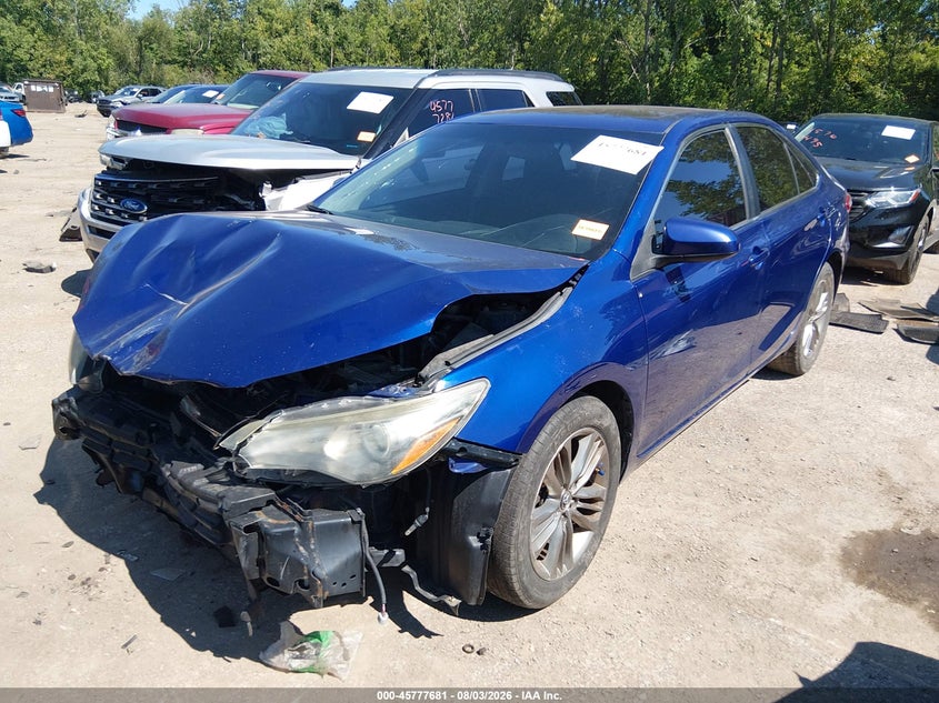 TOYOTA CAMRY - zdjęcie 2