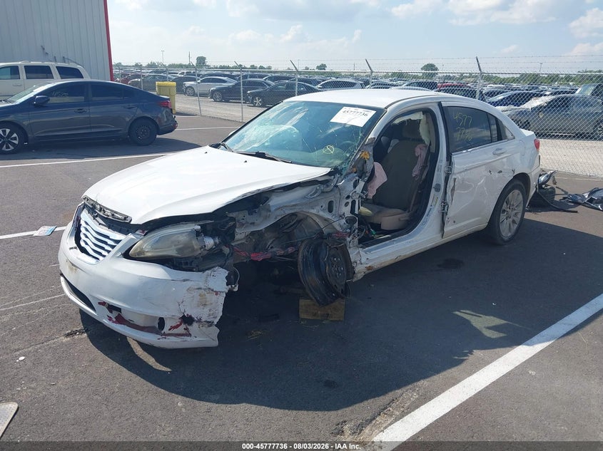 Vin: 1c3ccbab3en141515, lot: 46276516, chrysler 200 lx 20142