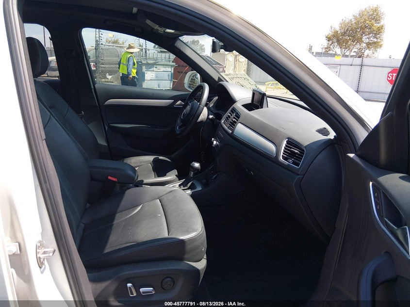 2016 AUDI Q3 auction photo 5