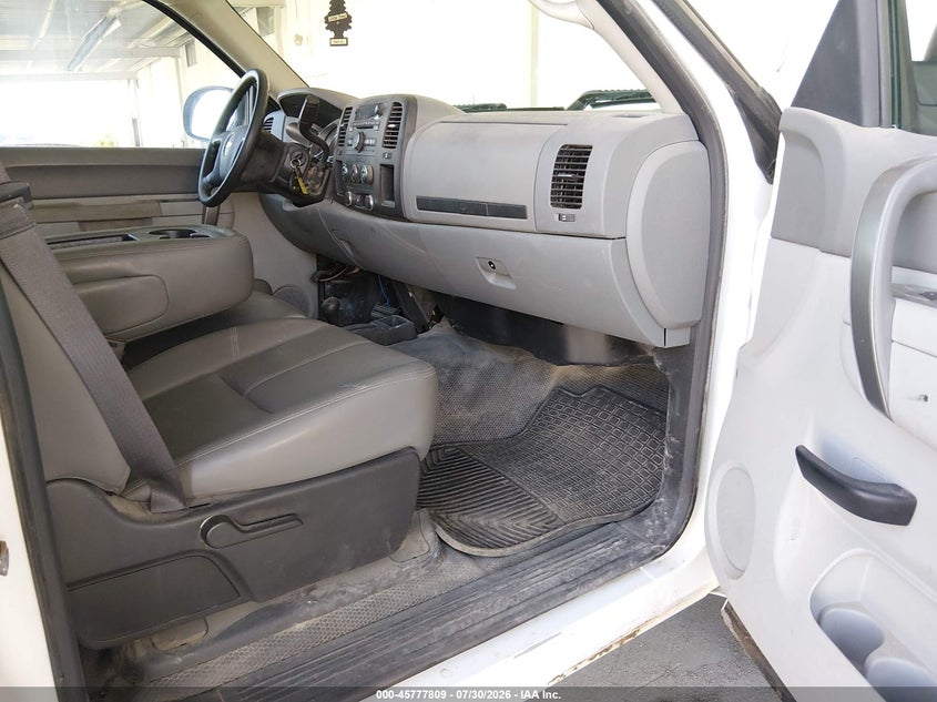 2013 CHEVROLET SILVERADO 3500HD auction photo 5