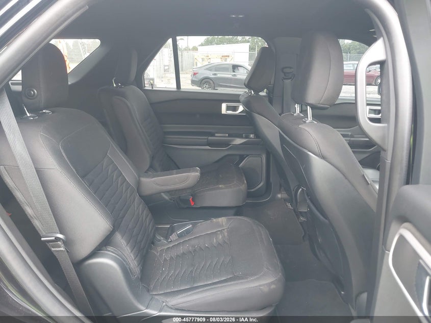 2020 FORD EXPLORER auction photo 8