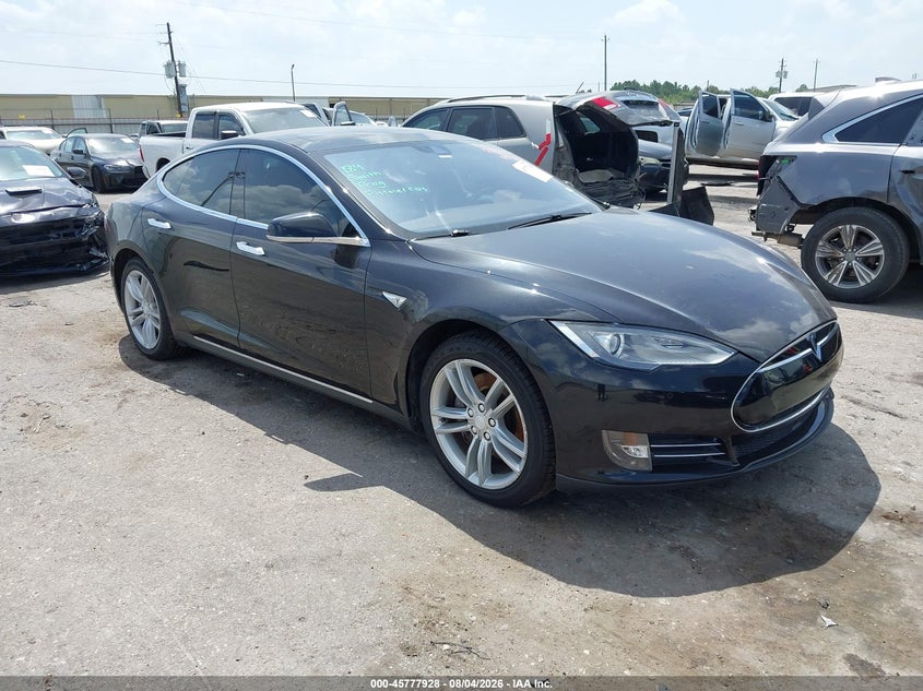 2015 TESLA MODEL S auction photo 1