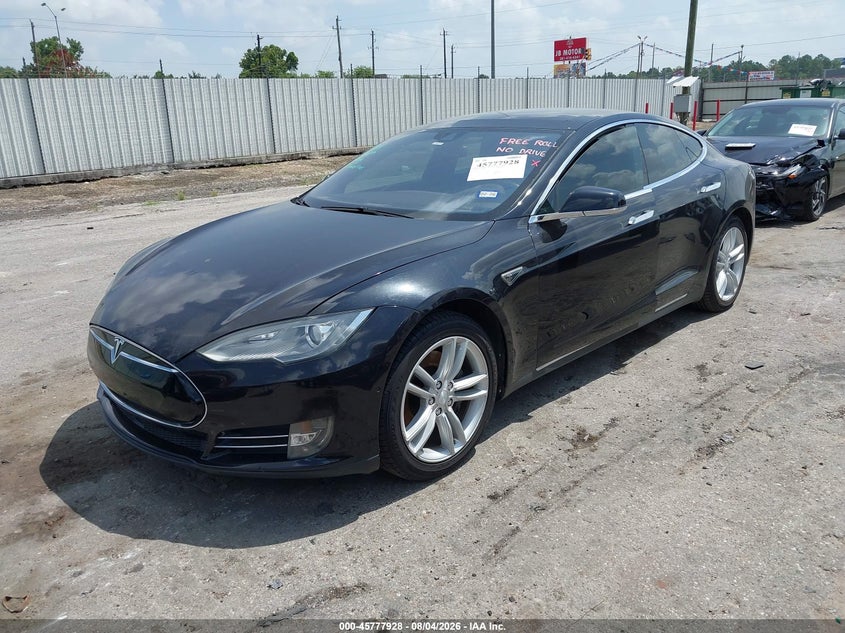 2015 TESLA MODEL S auction photo 2