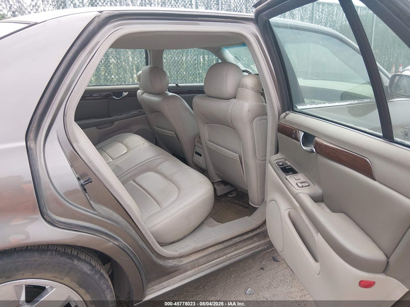 2000 CADILLAC DEVILLE auction photo 8