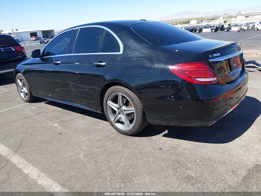 Vin: wddzf4jb2ja304736, lot: 46276816, mercedes-benz e 300 20183