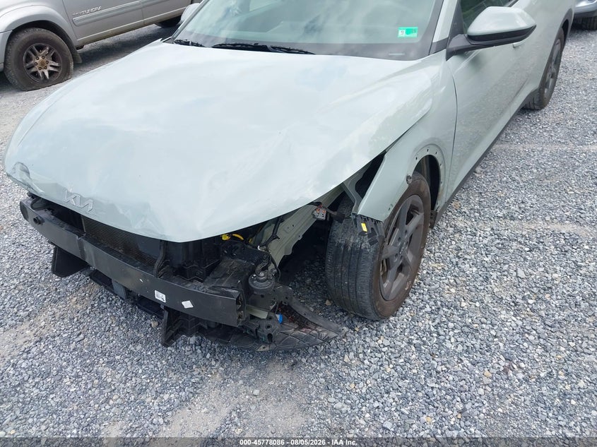 2025 KIA K4 auction photo 6