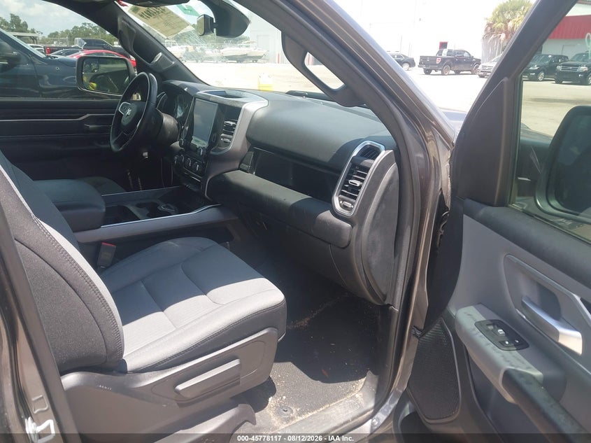 2021 RAM 1500 auction photo 5