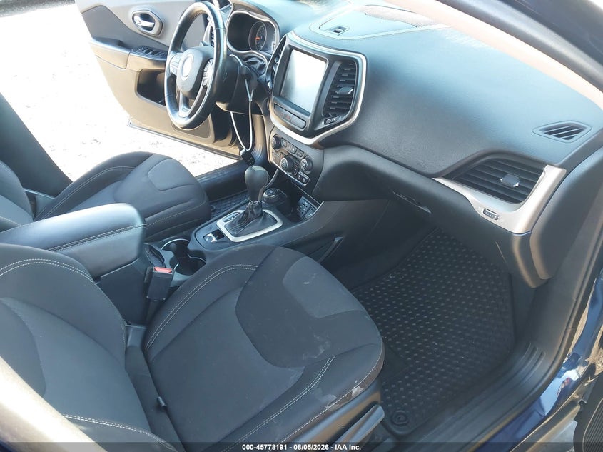 2015 JEEP CHEROKEE auction photo 5
