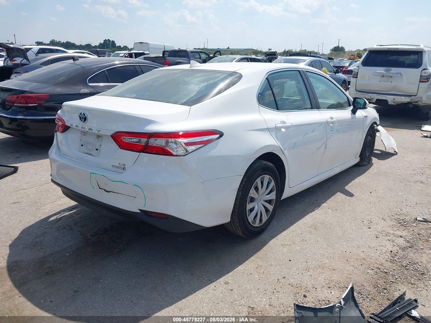 2020 TOYOTA CAMRY auction photo 4
