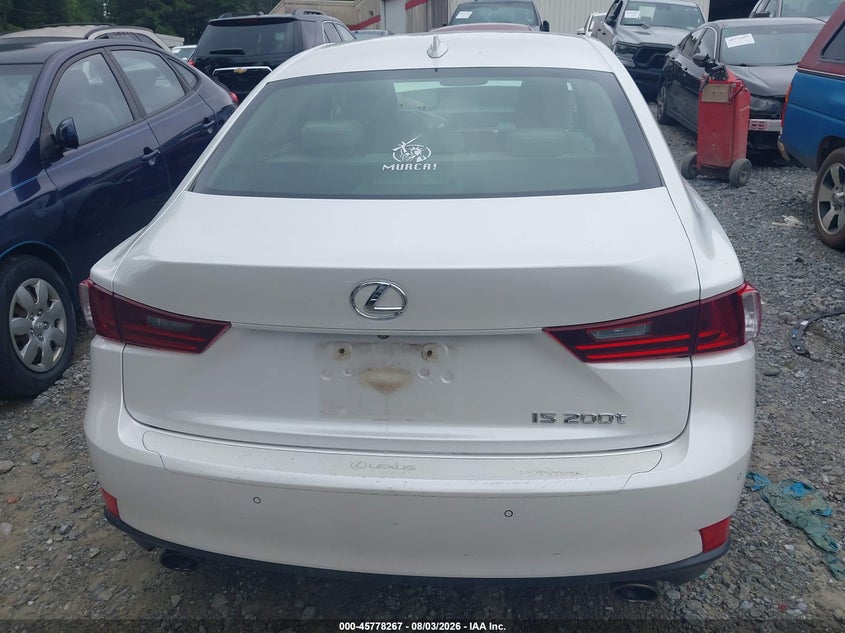 LEXUS IS 200T - zdjęcie 16