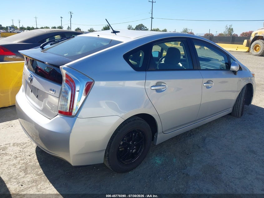 Vin: jtdkn3duxe0392131, lot: 46277170, toyota prius three 20144