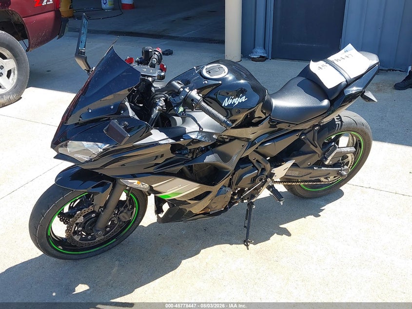 KAWASAKI EX650 2019