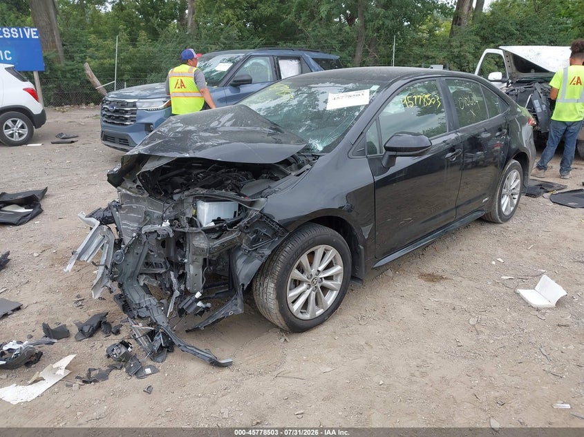 2024 TOYOTA COROLLA auction photo 2