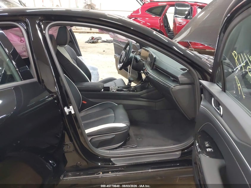 2026 KIA K5 auction photo 5