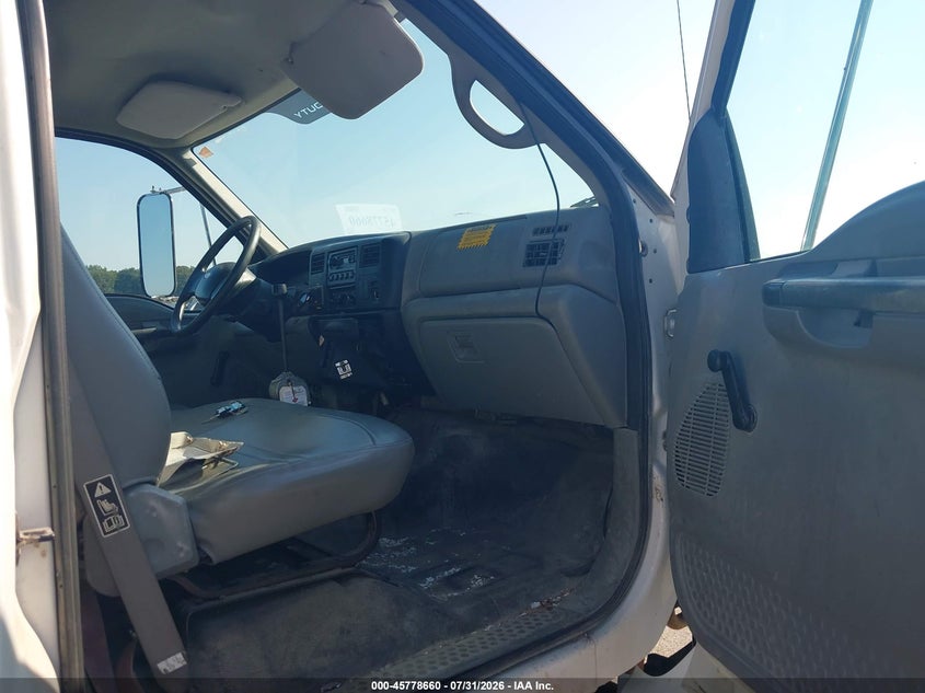 2009 FORD F-750 auction photo 5