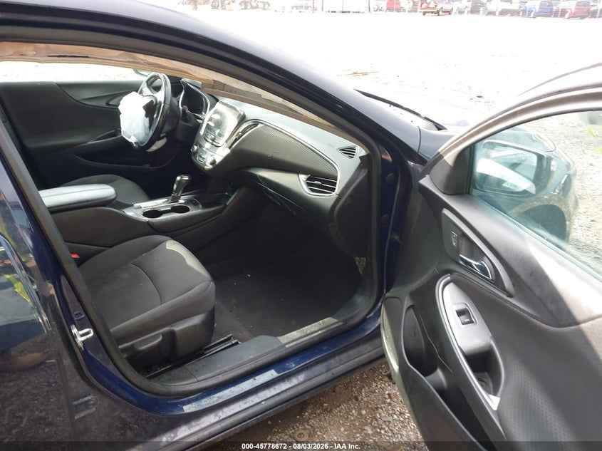 2018 CHEVROLET MALIBU auction photo 5